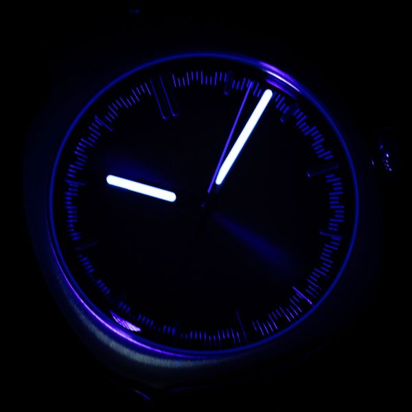 H. Moser and Cie Streamliner 6201-1201